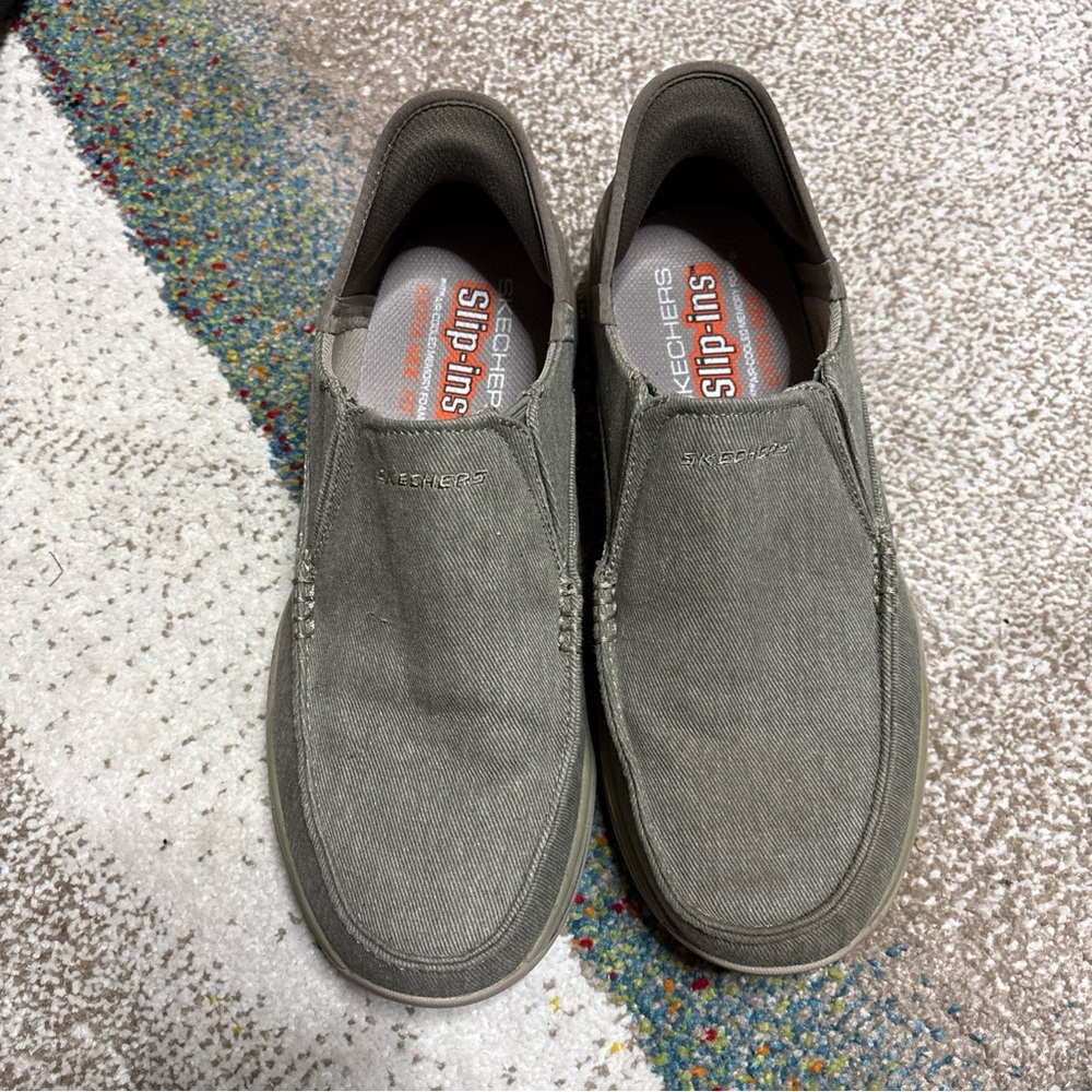 Skechers Cayson Canvas Slip-Ins, size 9 1/2 extra wide WW.